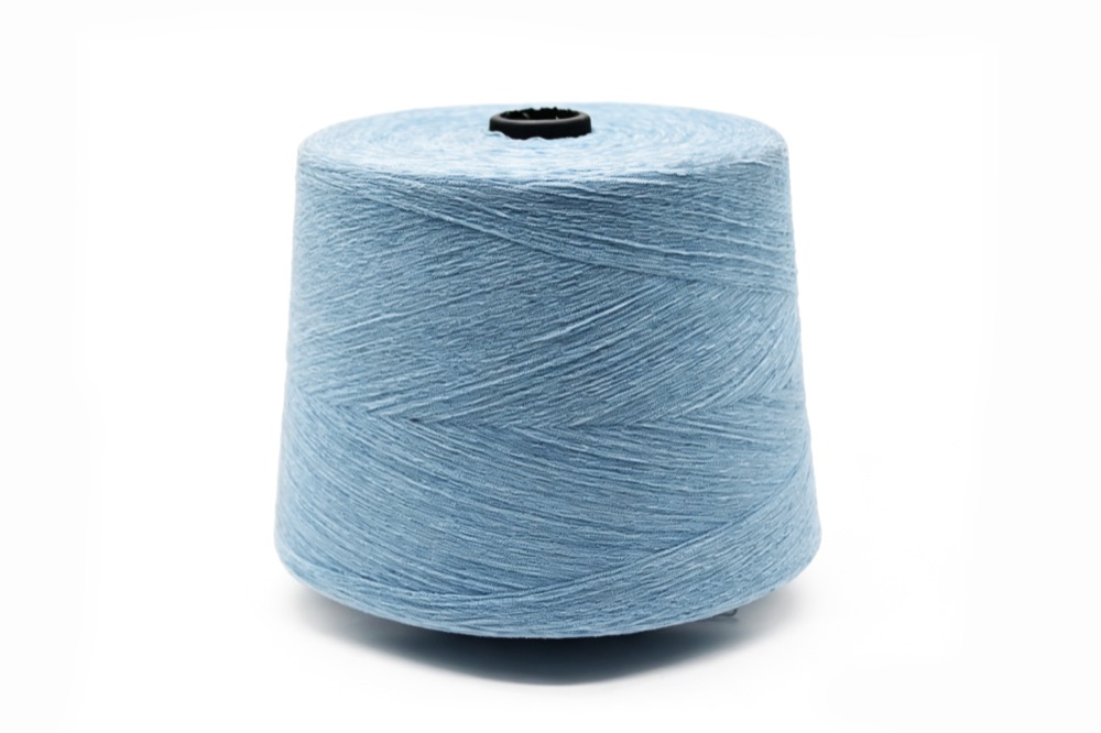 CYPP18000-00 chenille yarn