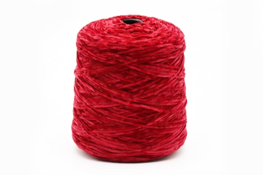 2.5NM Polyester Chenille Yarn CYPP02500-110 product photo