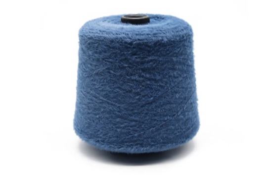 13NM faux mink yarn product photo